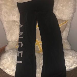 Victoria’s Secret yoga pants